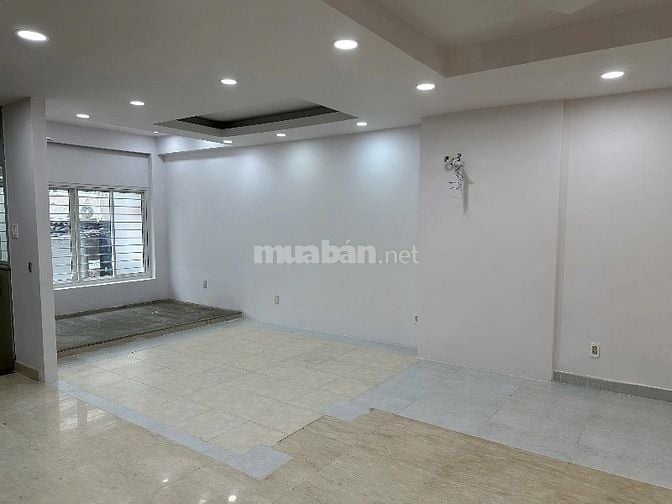 Cho thuê MB KD mặt tiền tòa nhà 8*16. 70 m2. 24 tr. 
