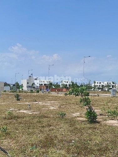 BÁN ĐẤT 168m2 GIÁ CẢ CHỈ 1ty HƠN CÁCH CÁT LÁT 10p , GẦN SÂN BAY LONG T