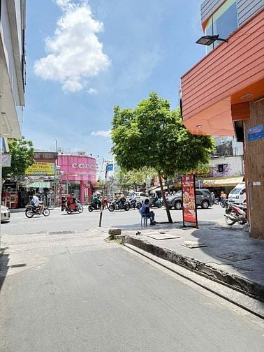 Bán nhà nát i hẻm nhựa xe hơi LŨY BÁN BÍCH. 64m2 giá chỉ 5.8 tỷ