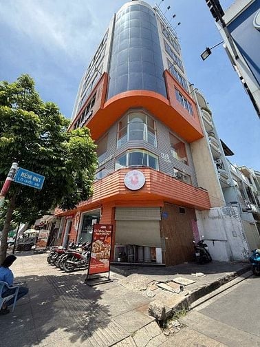 Bán nhà nát i hẻm nhựa xe hơi LŨY BÁN BÍCH. 64m2 giá chỉ 5.8 tỷ