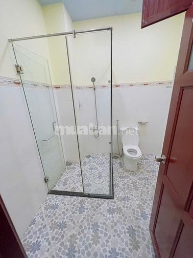 Bán nhà chính chủ đúc 3.5 tấm hẻm xe hơi 109/29/1 đs2 p16 gv giá 6 ty9