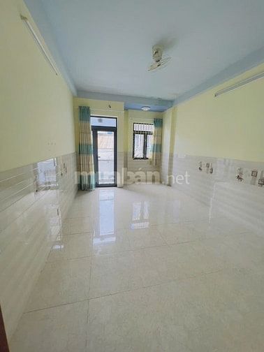 Bán nhà chính chủ đúc 3.5 tấm hẻm xe hơi 109/29/1 đs2 p16 gv giá 6 ty9