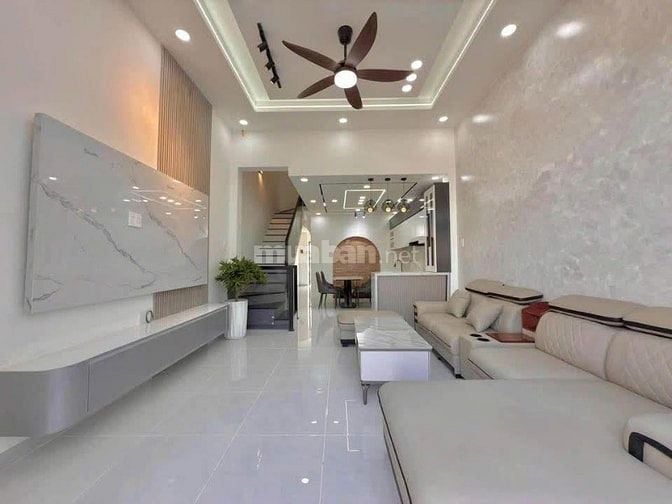 BÁN NHÀ LẦU MỚI XÂY - TẶNG FULL NỘI THẤT TRỊ GIÁ 50 TRIỆU Gần Khu Du L