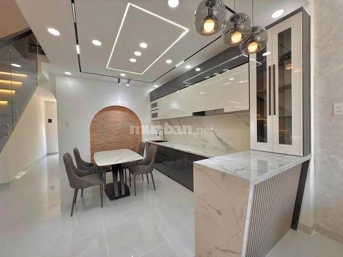 BÁN NHÀ LẦU MỚI XÂY - TẶNG FULL NỘI THẤT TRỊ GIÁ 50 TRIỆU Gần Khu Du L