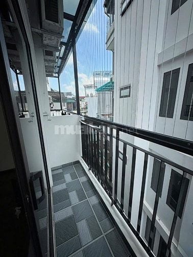 Bán Tòa Nhà APARTMENT Phan Kế Bính Linh Lang 9 Tầng 28 Căn Hộ MT 6,8M