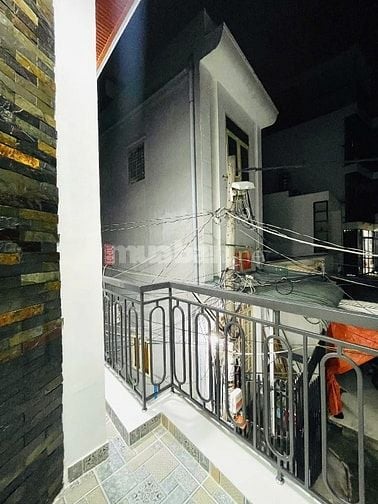 BÁN NHÀ NHỎ 48m2 HẺM TÂN CANH,TÂN BÌNH.GẦN CHỢ PHẠM VĂN HAI,CHÍNH CHỦ 