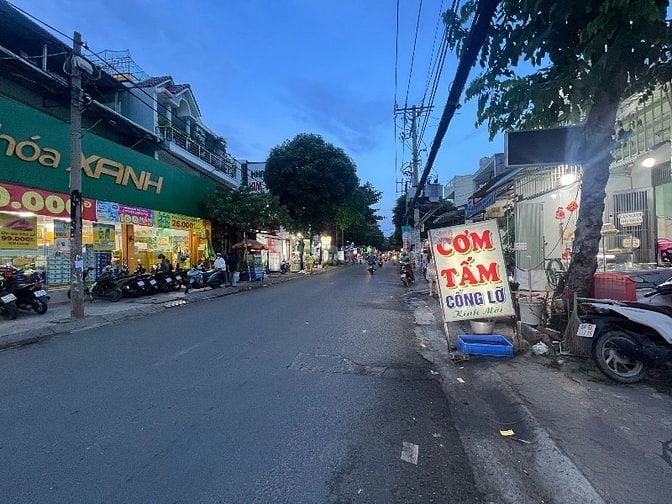 Nhà Mặt tiền kinh doanh DT:4x21m Trần Thị Trọng, P15, Q.Tân Bình.