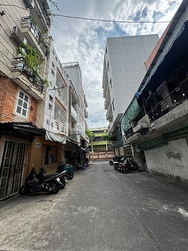 BÁN NHÀ MẶT TIỀN KINH DOANH CĂN GÓC – PHƯỜNG 4, Q.4