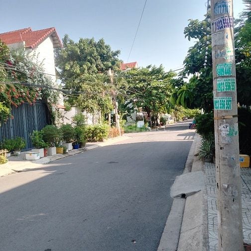 Nhà phố khu dân cư ven sông tân phong 