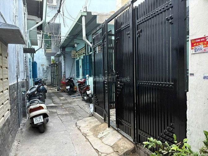 Chính chủ bán nhà hẻm 572 đường Âu Cơ, P.10, Q.Tân Bình