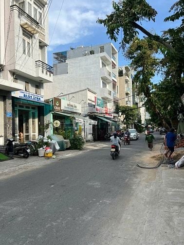 Cho thuê mặt bằng 4x10m, mặt tiền đường 14A khu Cư Xá Ngân Hàng Quận 7