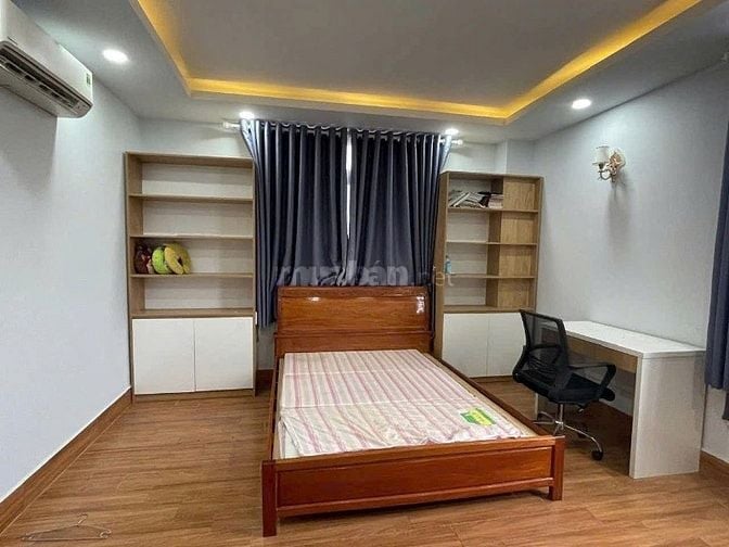Nhà 3 Lầu 4PN. 4WC Sân Đậu OTO Hẻm Tải Đường 182 P TNPA. Quận 9 
