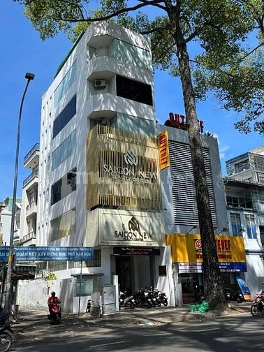 Hàng ngộp, MT Hai Bà Trưng Quận 1, DT: 4,5x18 trệt 4 lầu hđt 150tr