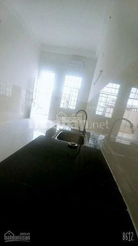 Cho thuê căn hộ mini 35m2 đường Phạm Văn Đồng Thủ Đức có máy lạnh