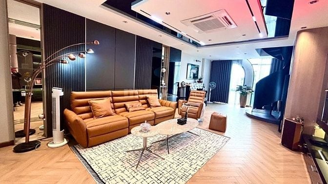HÓT NHẤT LONG BIÊN. TOÀ VĂN PHÒNG  - 30M  RA HỒ TIỆN ÍCH BẠT NGÀN. 29T