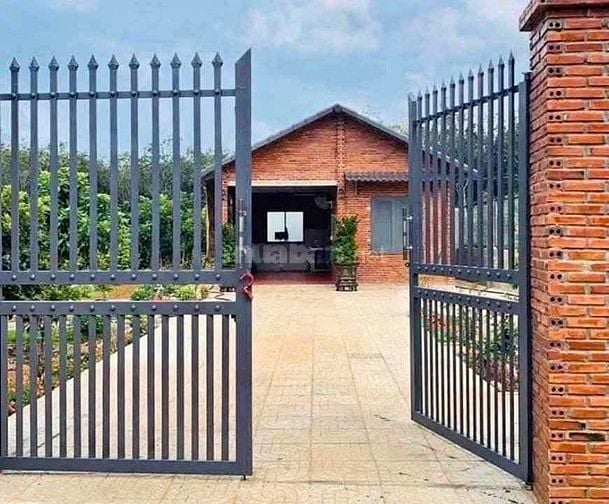 Cần bán nhanh nhà vườn, đất tại Chơn Thành diện tích hơn 2000m2 có thổ