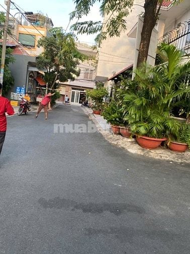 Góc 2MT hẻm nhựa 8m GÒ DẦU. DT:4.5X18M. 4 TẤM. GIÁ: 10.7 tỷ