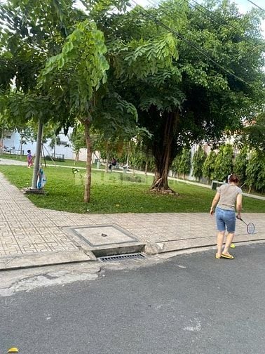 Góc 2MT hẻm nhựa 8m GÒ DẦU. DT:4.5X18M. 4 TẤM. GIÁ: 10.7 tỷ