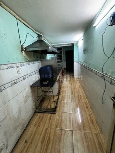 Cho thuê nhà mặt đường ô tô 6m . DT 98m2 (7 x 14m ) 1 trệt 1 lửng đúc 