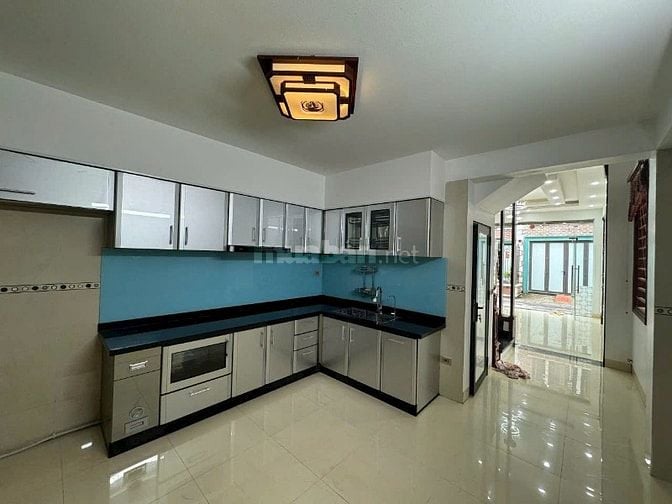 BÁN nhà 4,5 tầng đức giang long biên hà nội 
