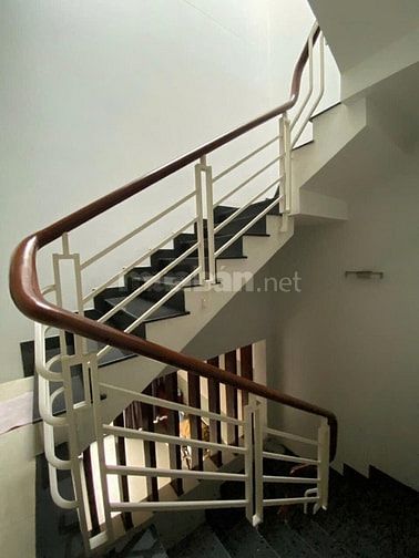 Nguyễn Súy, Tân Quý, 65m2 (4,5x17) 3 Tầng, Khu Vực Mua Bán Sầm Uất