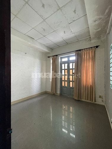 Nhà hẻm 8m 57/49 đường số 3 BHHA Bình Tân , ba tầng 5PN