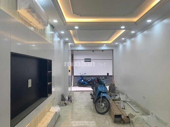 Nhà xây mới phố Yên Lạc - Hai Bà Trưng, 45m2, 5t, thang máy, kinh doan