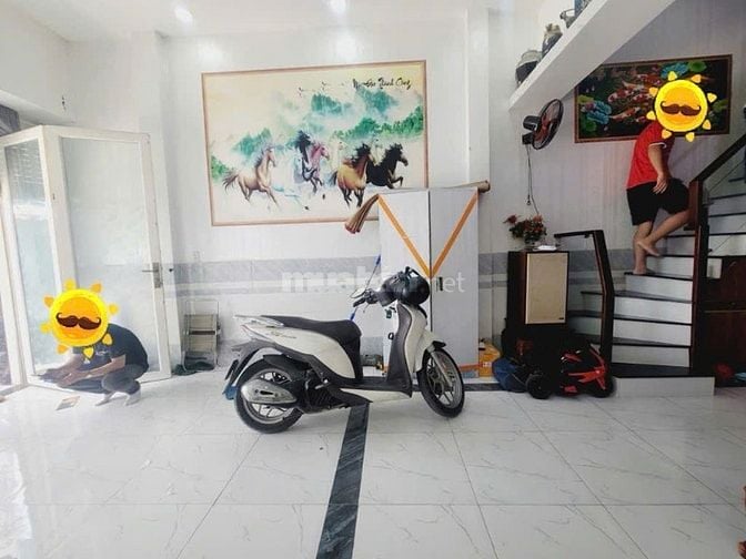 Bán Nhà HXH 5M  P. Bình Thuận DT: 95m2 Nhĩnh 5 tỷ thương lượng