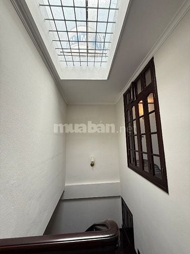 Biệt Thự 4T khu P/Lô Víp 57 Láng Hạ vỉa hè oto tránh sát MP dt 125m mt