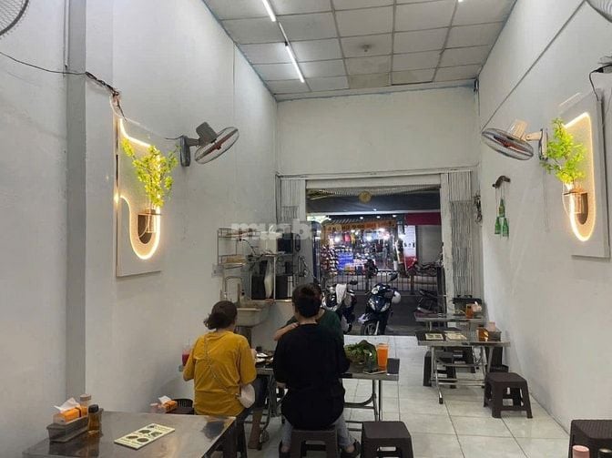 Cho thuê nhà mặt tiền Hòa Bình, P. Hiệp Tân, Q.Tân Phú giá 11.5tr