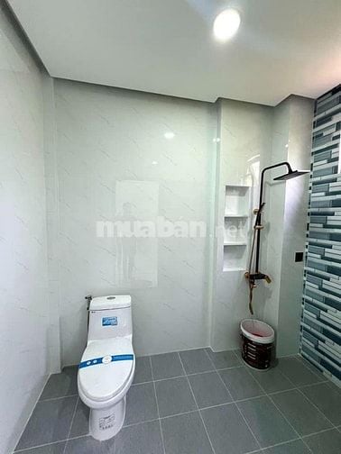 NHÀ CẤP 4 TRẢ 400 TRIỆU VÀO Ở NGAY NGÃ TƯ PHƯỜNG TÂN TRIỀU