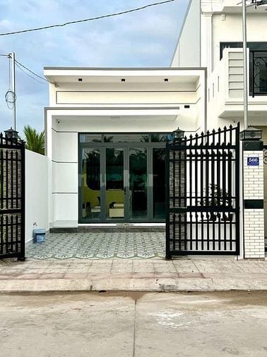 NHÀ CẤP 4 TRẢ 400 TRIỆU VÀO Ở NGAY NGÃ TƯ PHƯỜNG TÂN TRIỀU