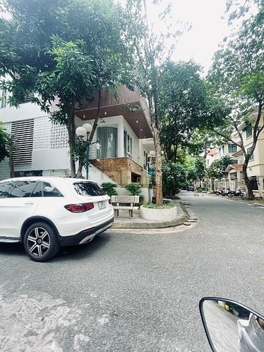 Bán Bt khu Phân Lô Vip 59 Láng Hạ 125m mt 9,5 m đường hè oto 49,99 tỷ