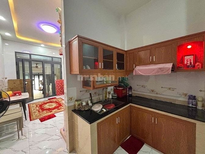Cho thuê nhà mặt tiền An Dương Vương, P.11, Q.6 giá 20tr
