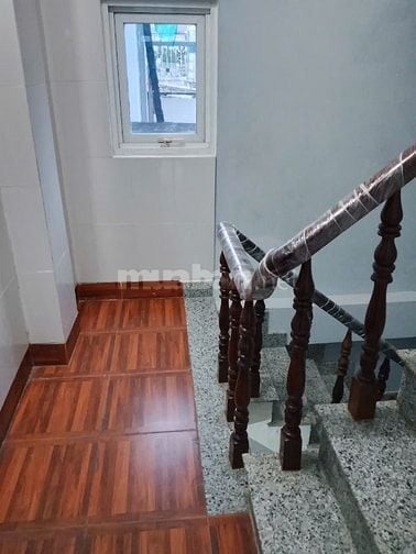 Toà nhà VP hẻm xe hơi đường 3 tháng 2 (7 tầng; 3,6mx17,5m). Gá 13 tỷ