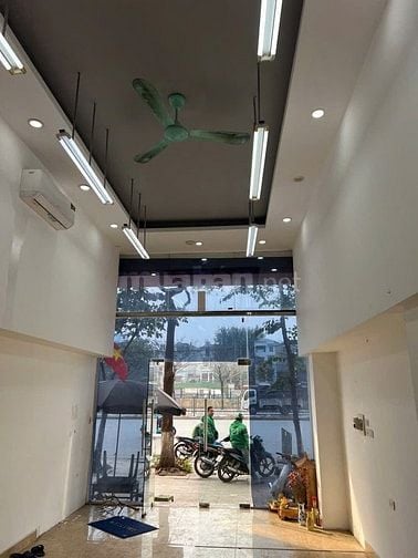Chính chủ cho thuê nhà mặt tiền 865 Giải Phóng - Giáp Bát- Hà Nội