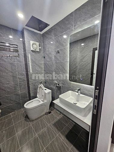Bán nhà khu phân lô Lĩnh Nam, Hoàng Mai, diện tích 45 m2 x 5 tầng