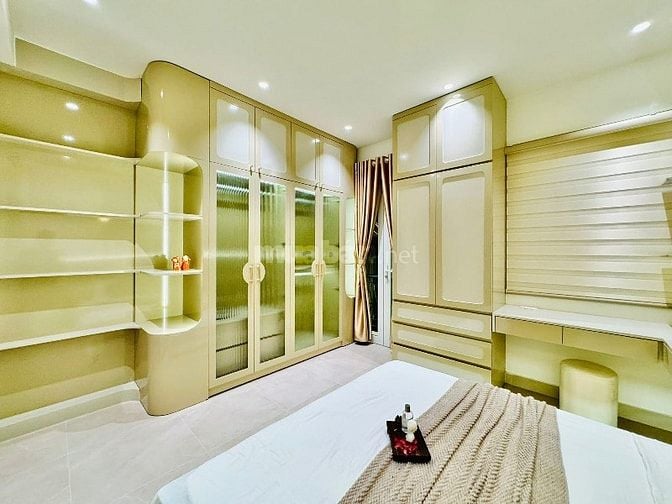 Cần tiền bán gấp Nhà 3 lầu tuyệt đẹp Cao Cấp hẻm xe hơi Lê Tự Tài, P5