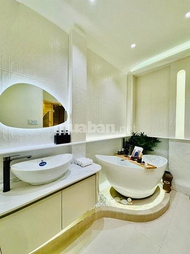Cần tiền bán gấp Nhà 3 lầu tuyệt đẹp Cao Cấp hẻm xe hơi Lê Tự Tài, P5