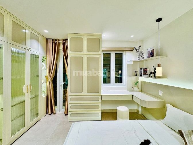 Cần tiền bán gấp Nhà 3 lầu tuyệt đẹp Cao Cấp hẻm xe hơi Lê Tự Tài, P5