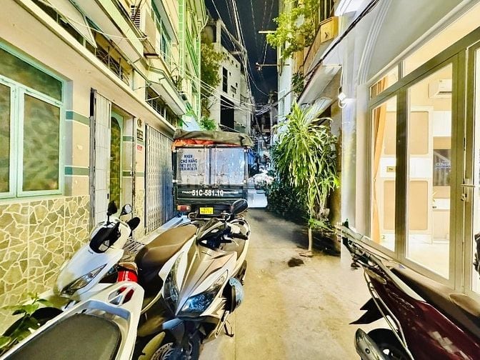 Cần tiền bán gấp Nhà 3 lầu tuyệt đẹp Cao Cấp hẻm xe hơi Lê Tự Tài, P5