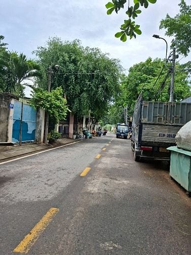 Bán lô đất mặt tiền đường 1A Hoàng Hữu Nam