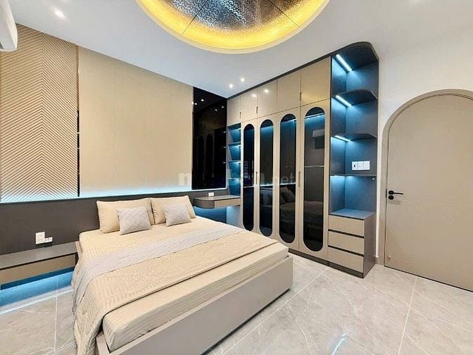 CHỈ 3TỶ9 SỞ HỮU NHÀ 3 LẦU TẠI HUỲNH VĂN BÁNH, P.13, PHÚ NHUẬN.HẺM 6M