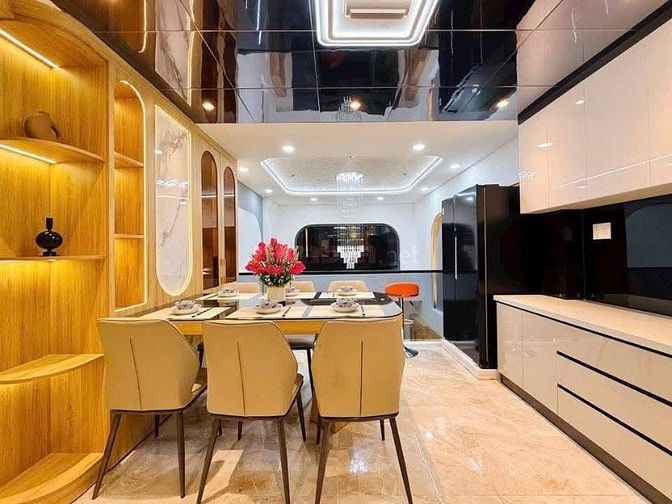 CHỈ 3TỶ9 SỞ HỮU NHÀ 3 LẦU TẠI HUỲNH VĂN BÁNH, P.13, PHÚ NHUẬN.HẺM 6M