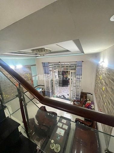 Bán nhà đường Bà Điểm 5, xã Bà Điểm Hóc Môn, sổ hồng riêng, giá tốt