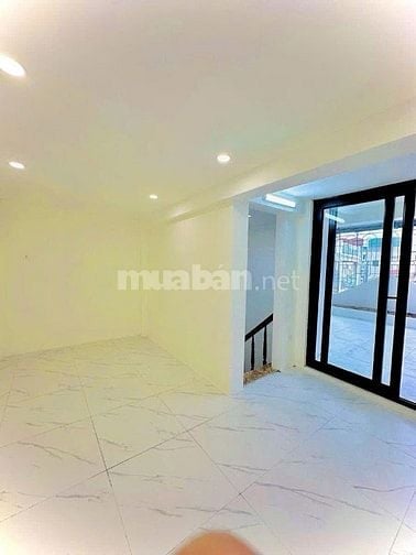 Nhà đẹp thoáng - Trương Định - DT 35m2 4 tầng MT 4.6m, giá rẻ 7.3 tỷ