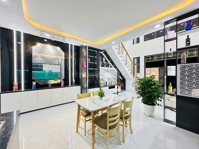 CHÍNH CHỦ BÁN NHÀ PHỐ MT NGUYỄN CỬU VÂN – 90M2 - SHR – GIÁ 2 TỶ 3