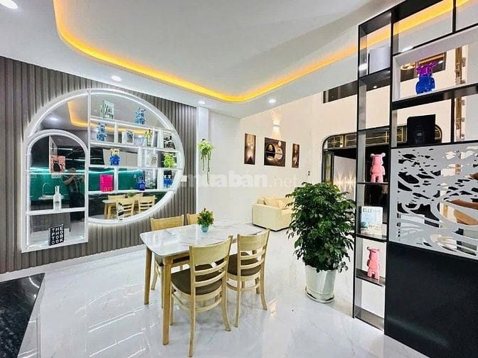 CHÍNH CHỦ BÁN NHÀ PHỐ MT NGUYỄN CỬU VÂN – 90M2 - SHR – GIÁ 2 TỶ 3