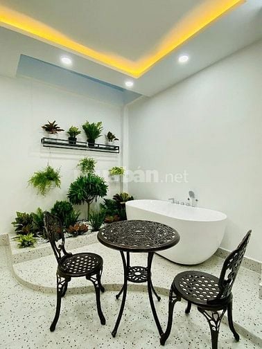 Cần tiền bán Nhà 4 lầu tuyệt đẹp Cao Cấp hẻm xe hơi 5m Bùi Quang Là