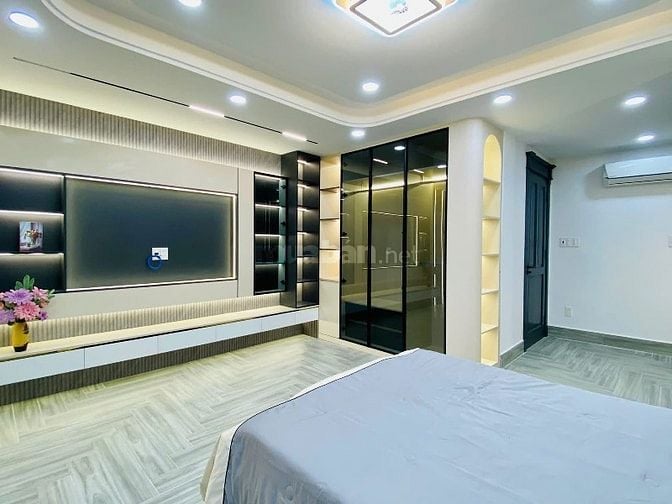 Cần tiền bán Nhà 4 lầu tuyệt đẹp Cao Cấp hẻm xe hơi 5m Bùi Quang Là